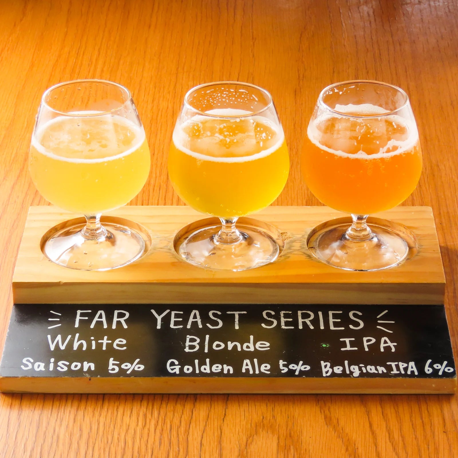 Far Yeastのクラフトビール飲み比べ
