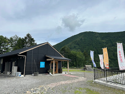 多摩川源流・小菅村の森と川の風景